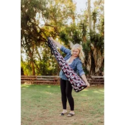 Picnic Time Mickey Mouse Outdoor Blanket Tote - Red/Black -OUTSUNNY Shop GUEST 50c82b13 d2d7 43e3 8fc1 53adc9cc5f4a