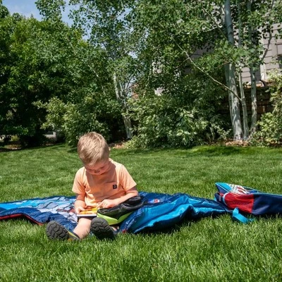 Marvel Spider-Man 50 Degree Overnight Sleeping Bag Kit - 2pc 4 Marvel Spider-Man 50 Degree Overnight Sleeping Bag Kit - 2pc - Image 2