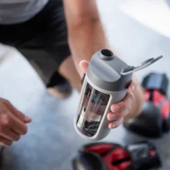 BergHOFF LEO To Go Shaker Botte With Powder Compartment, Silicone Mixing Ball, 16.9oz., Grey 11 BergHOFF LEO To Go Shaker Botte With Powder Compartment, Silicone Mixing Ball, 16.9oz., Grey -OUTSUNNY Shop GUEST a3bb0b0b 41e7 4e63 9ae2 56297c36d2ce